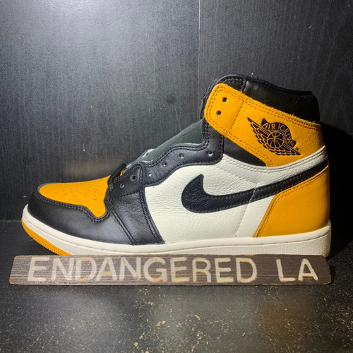 Air Jordan 1 Yellow Toe Sz 9