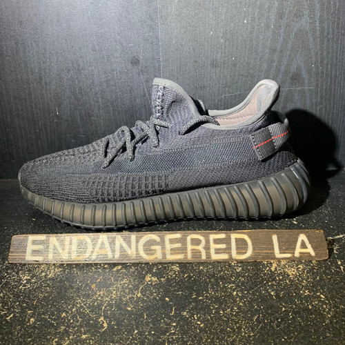 Yeezy 350 V2 Static Black (NR) Sz 7.5