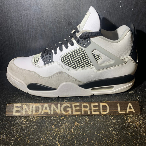 Air Jordan 4 Military Black Sz 10.5.