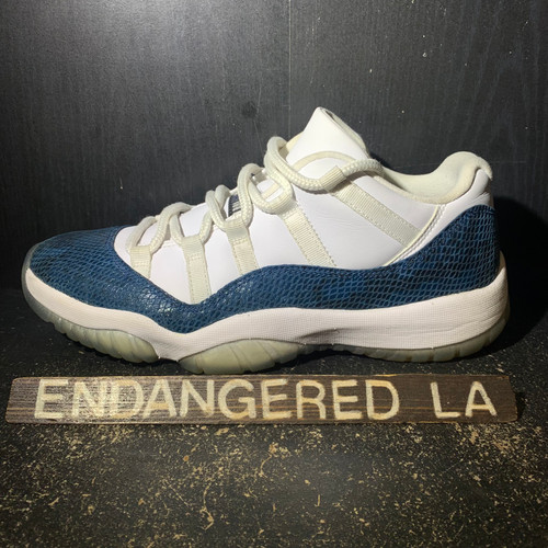 Air Jordan 11 Low Snakeskin Navy Sz 10