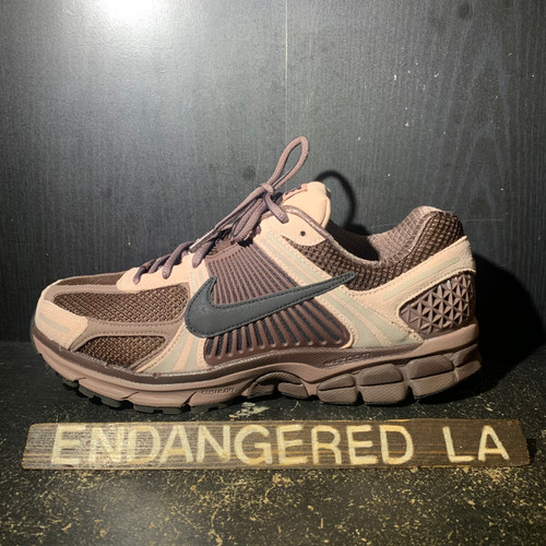 Nike Zoom Vomero 5 Plum Eclipse Sz 9.5M