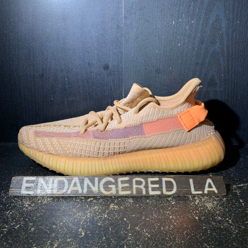 Yeezy 350 V2 Clay Sz 9
