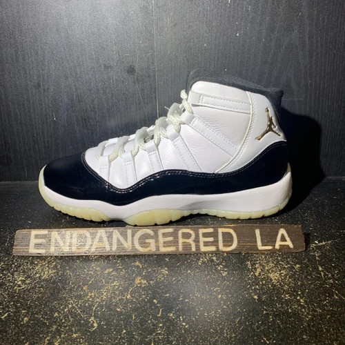 Air Jordan 11 Gratitude Sz 5.5Y