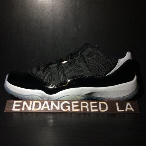 Air Jordan 11 Low Infrared
