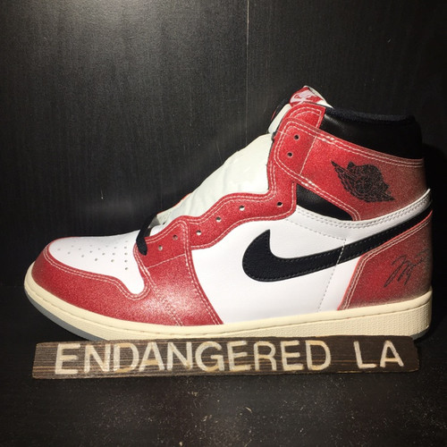 Air Jordan 1 Trophy Room (F&F w/ Blue Laces)