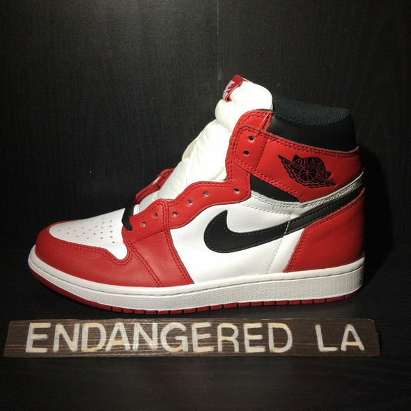 Air Jordan 1 Chicago 15' Sz 14 (#21132) Air Jordan 1 Chicago 15' Sz 14 (#21132)