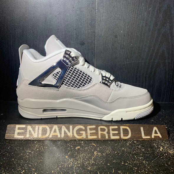 Shoes - Size 4 - ENDANGERED LA