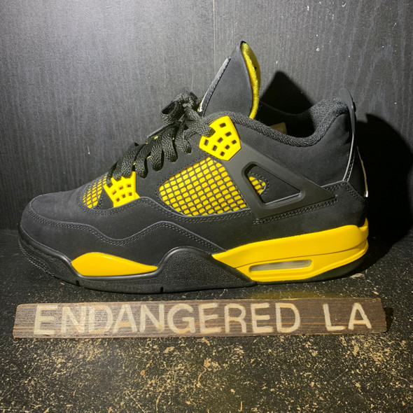 Air Jordan 4 Thunder 23' Sz 10