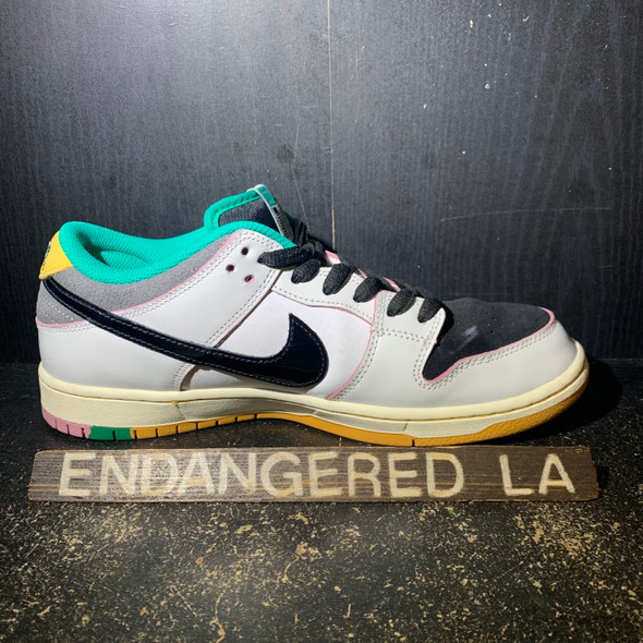 Nike SB Dunk Low CSEF Sz 9.5