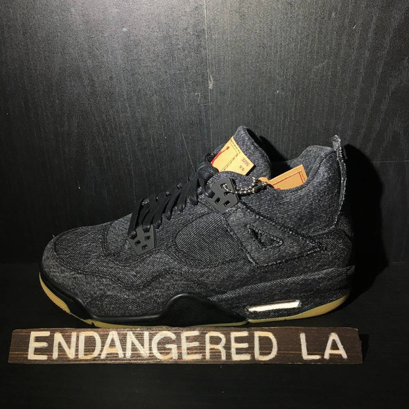 Air Jordan 4 Levi's Black (Levi's Tag) Air Jordan 4 Levi's Black (Levi's Tag)