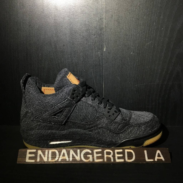 Air Jordan 4 Levi's Black (Levi's Tag) Air Jordan 4 Levi's Black (Levi's Tag)
