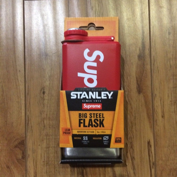 Supreme Flask Stanley S/S 17' Supreme Flask Stanley S/S 17'