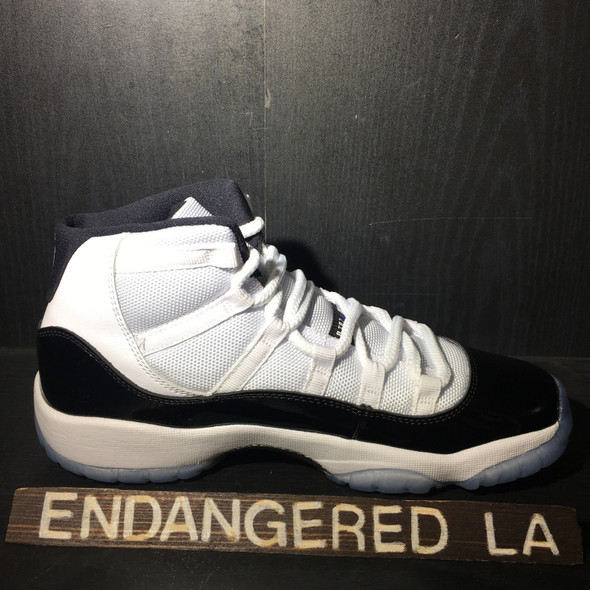 Air Jordan 11 Concord 18’ Sz 5.5 (#21511) Air Jordan 11 Concord 18’ Sz 5.5 (#21511)