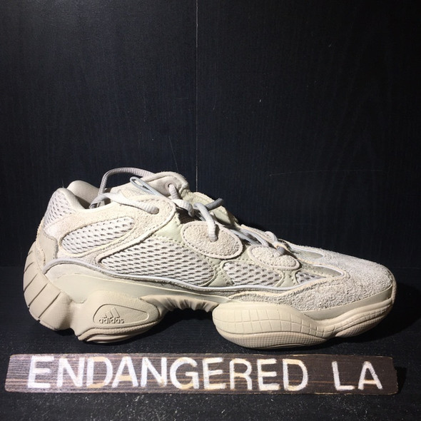 Yeezy 500 Taupe Light Sz 10 (#19658) Yeezy 500 Taupe Light Sz 10 (#19658)