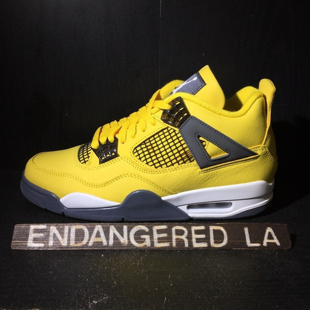 Air Jordan 4 Lightning 21' Sz 7.5/8