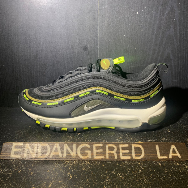Nike Air Max 97 Undefeated Black Volt Sz 7M
