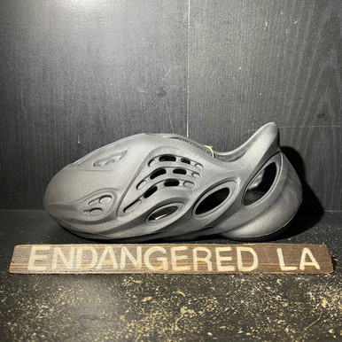Yeezy Foam RNNR Onyx (KDS) - ENDANGERED LA