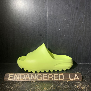 Yeezy Slide Green Glow (KDS) display picture 1