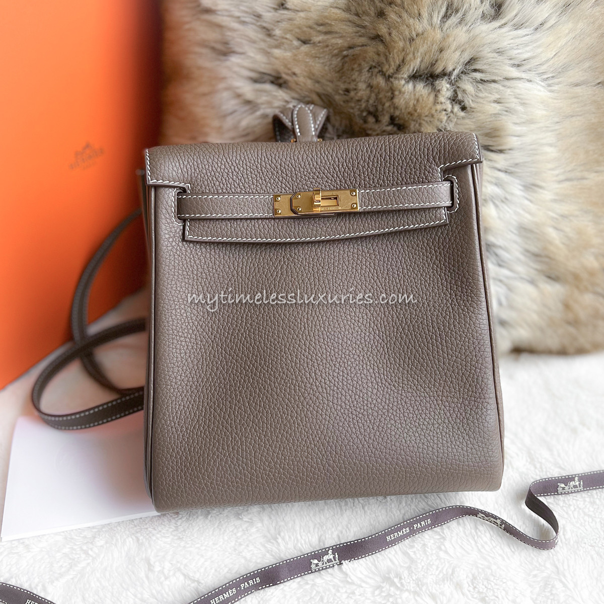 HERMES Kelly Ado II Backpack Etoupe Clemence GHW
