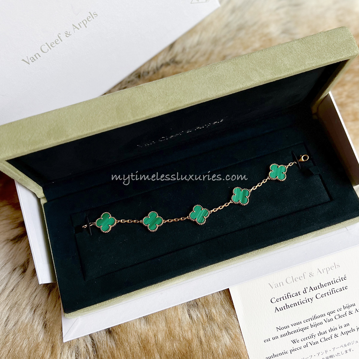 VAN CLEEF & ARPELS Vintage Alhambra Bracelet Malachite 18K YG