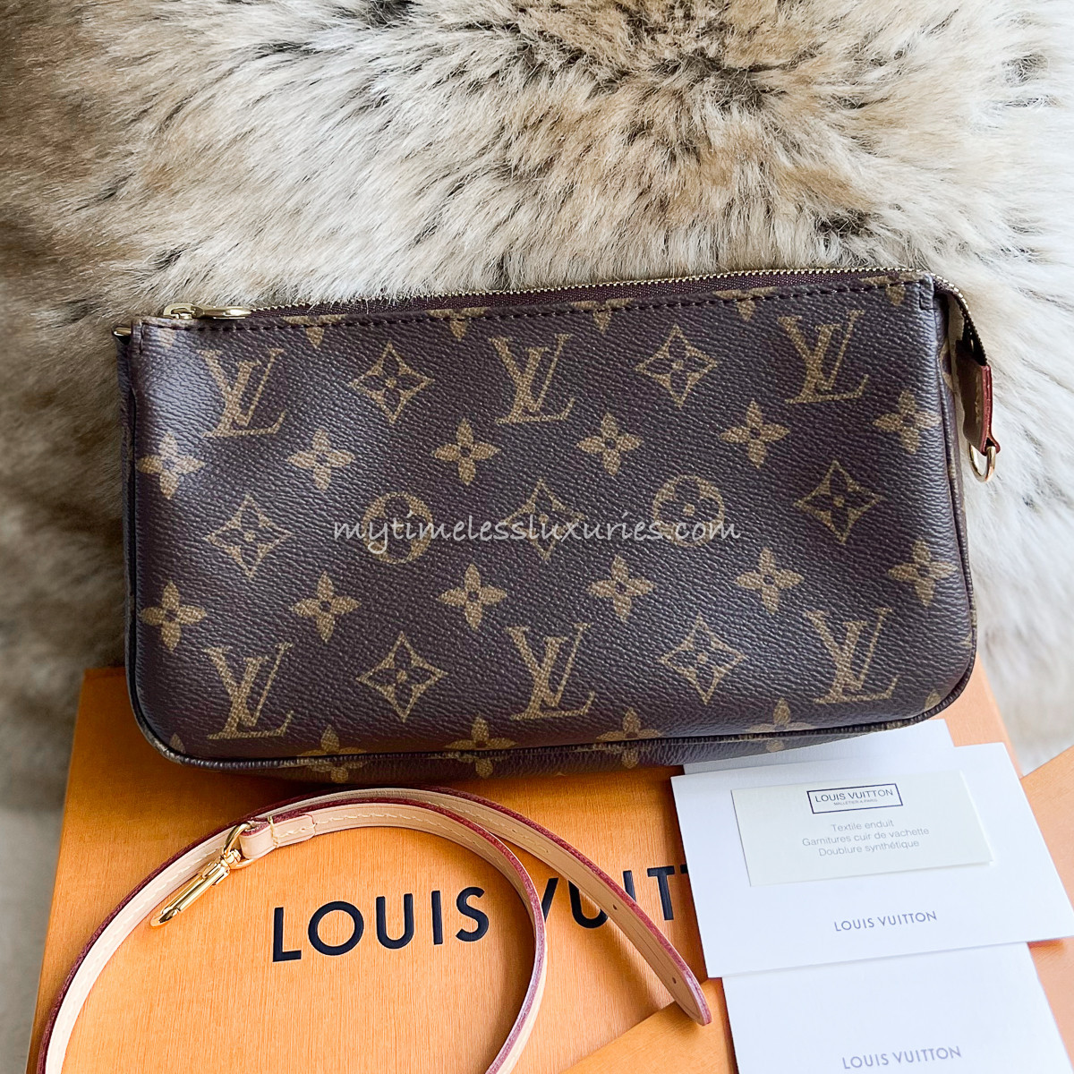 LOUIS VUITTON Pochette Accessoires Monogram *New - Timeless Luxuries