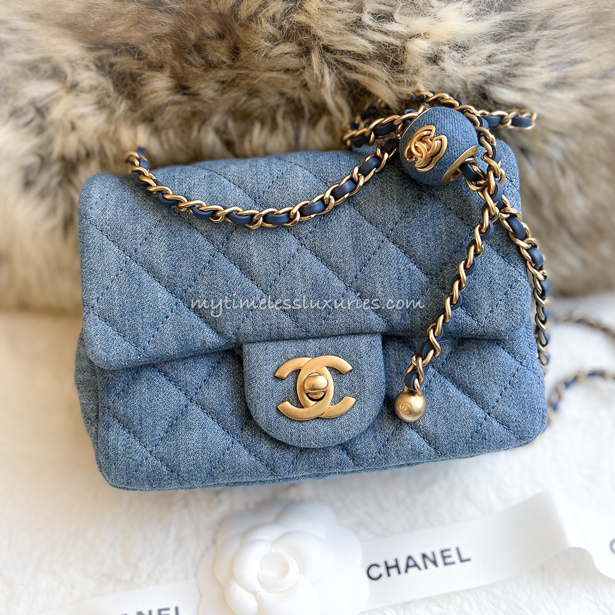 delete CHANEL 22C Denim Pearl Crush Square Mini GHW