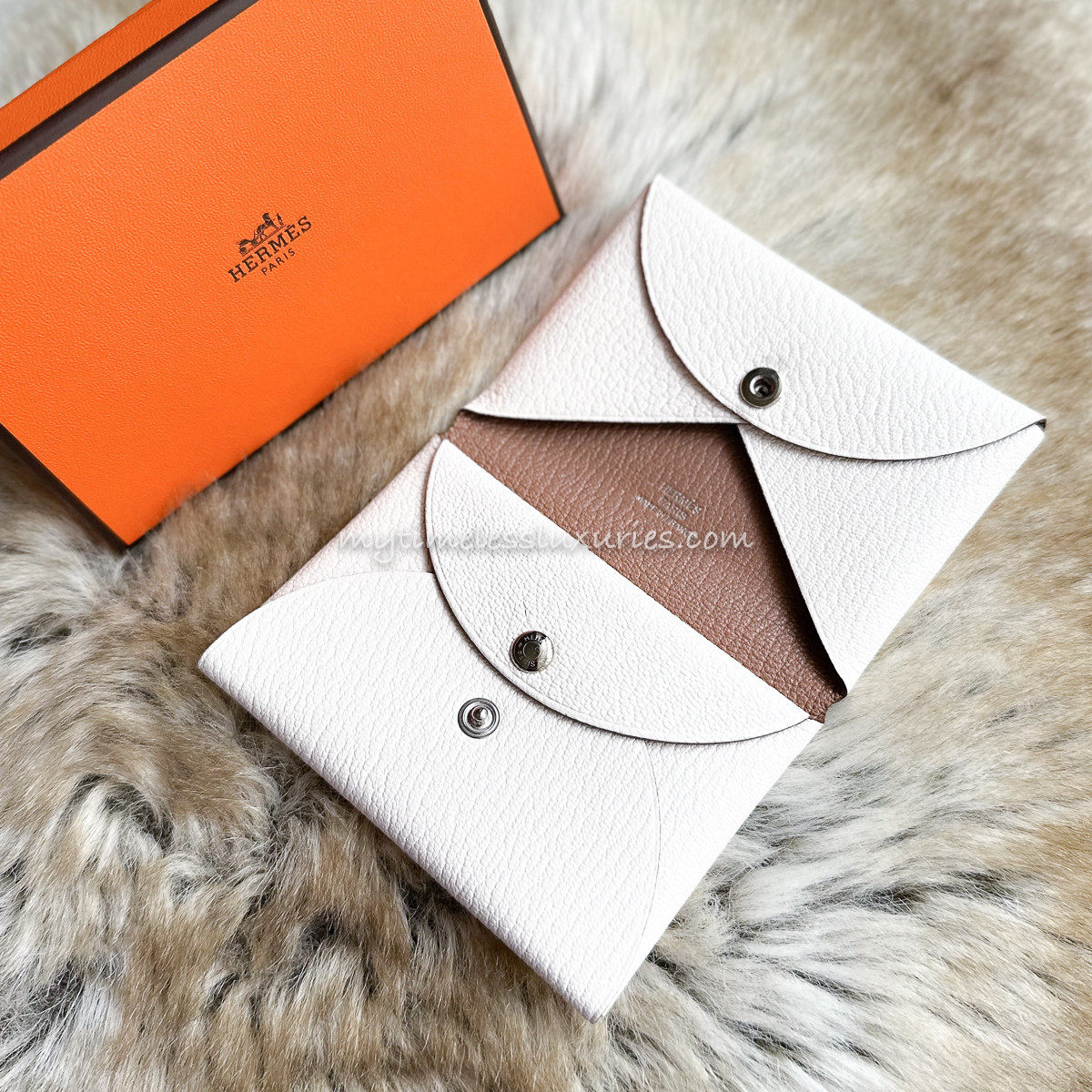 HERMES Calvi Duo Verso Card Holder Craie/ Quebracho