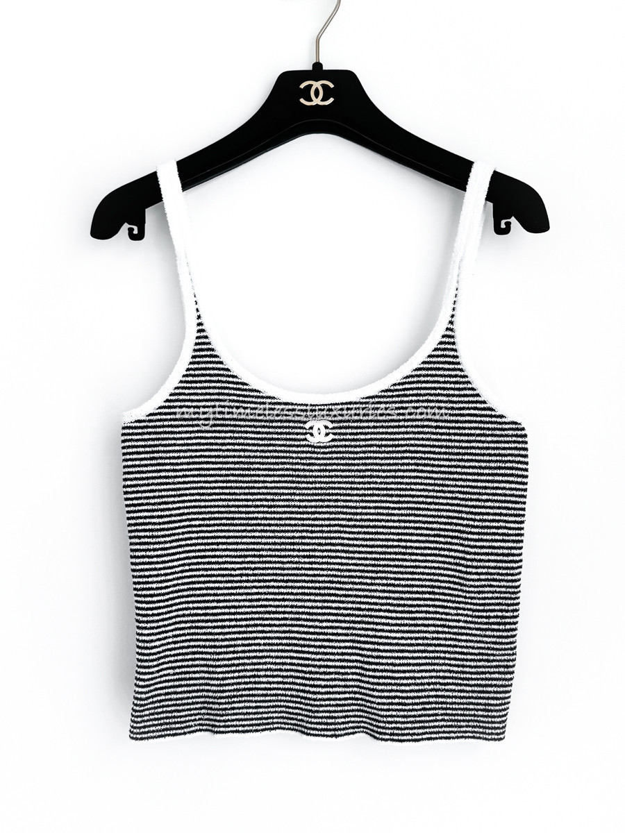 CHANEL 23C CC Logo Tank Top 34 - Timeless Luxuries