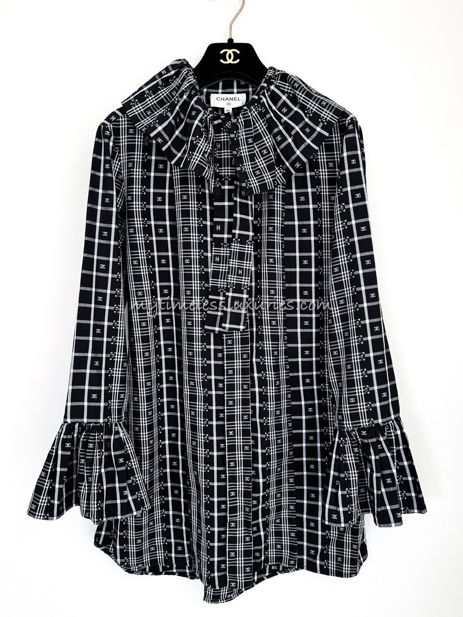 CHANEL 23A CC Logo Tunic Blouse 34