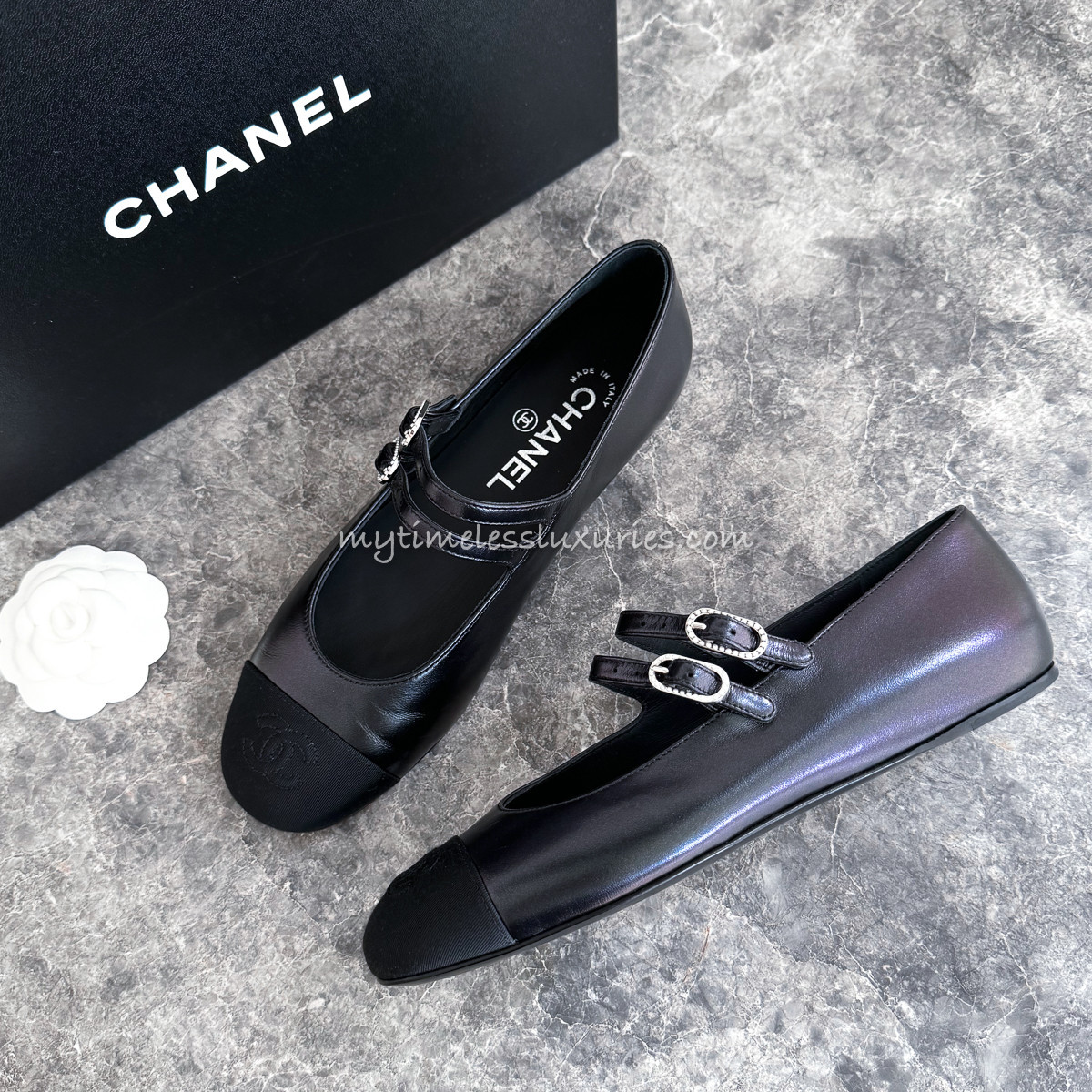 CHANEL　メリージェーン　24cm CHANEL 24A Metiers D'Art Leather Mary Jane Charm Strap Flat