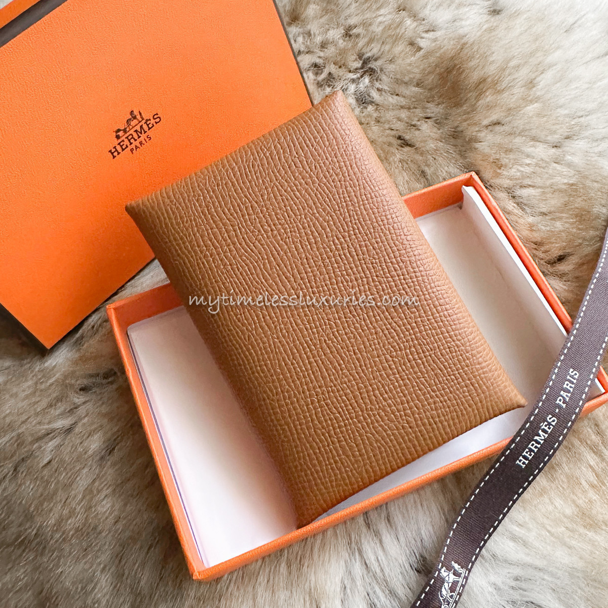 HERMES Calvi Duo Card Holder Gold Epsom *New