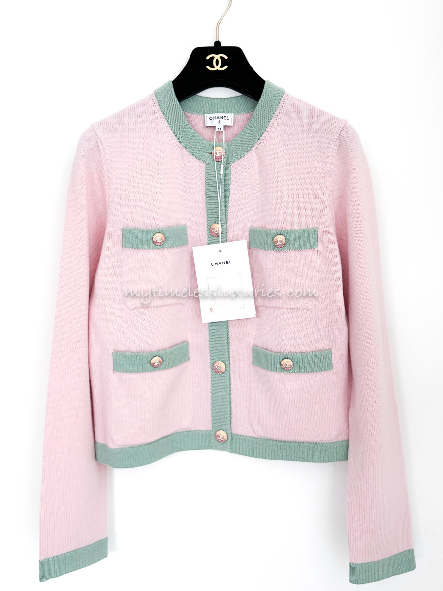 CHANEL 24C Runway Cashmere Cardigan 34 *New CHANEL 24C Runway Cashmere Cardigan 34 *New