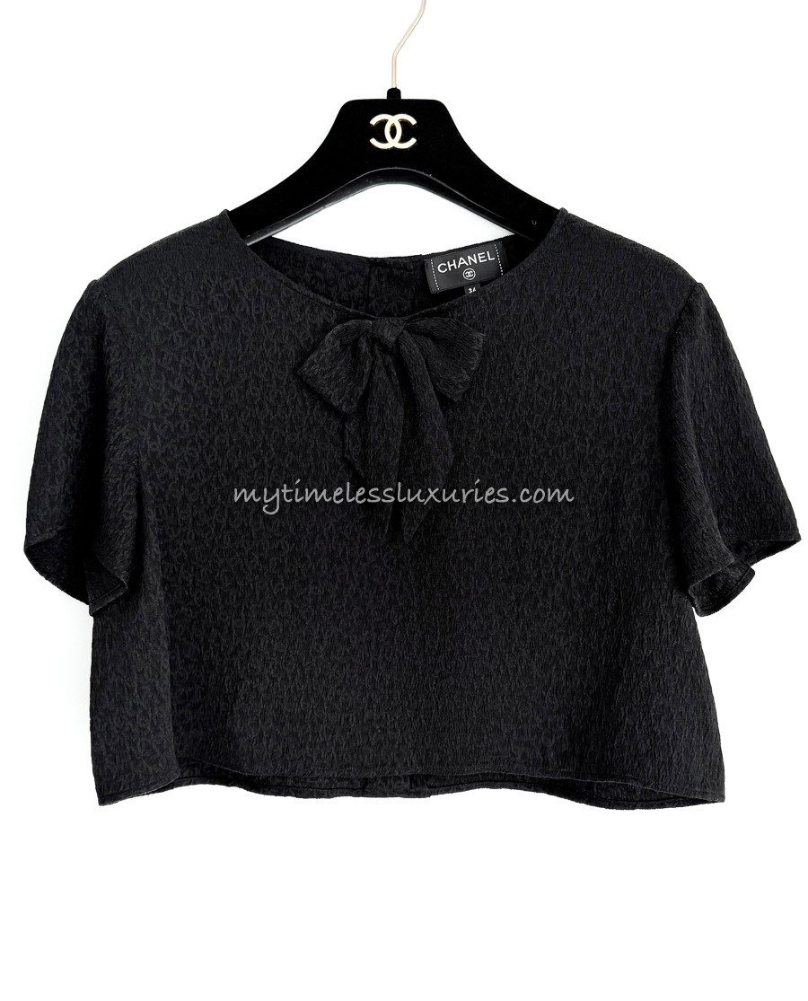 CHANEL 21K CC Logo Silk Top Bow Detail 34