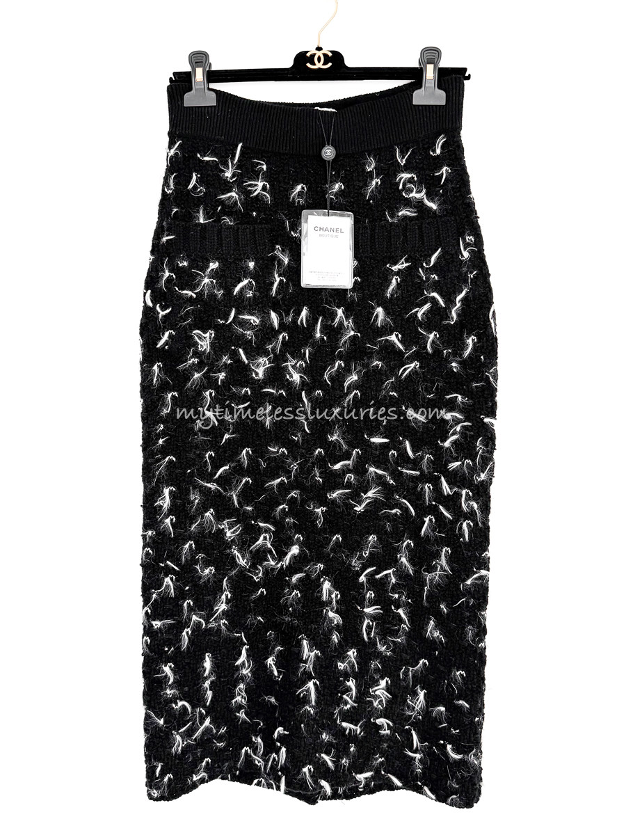 CHANEL 15B Cashmere Knit Midi Skirt 38 *New