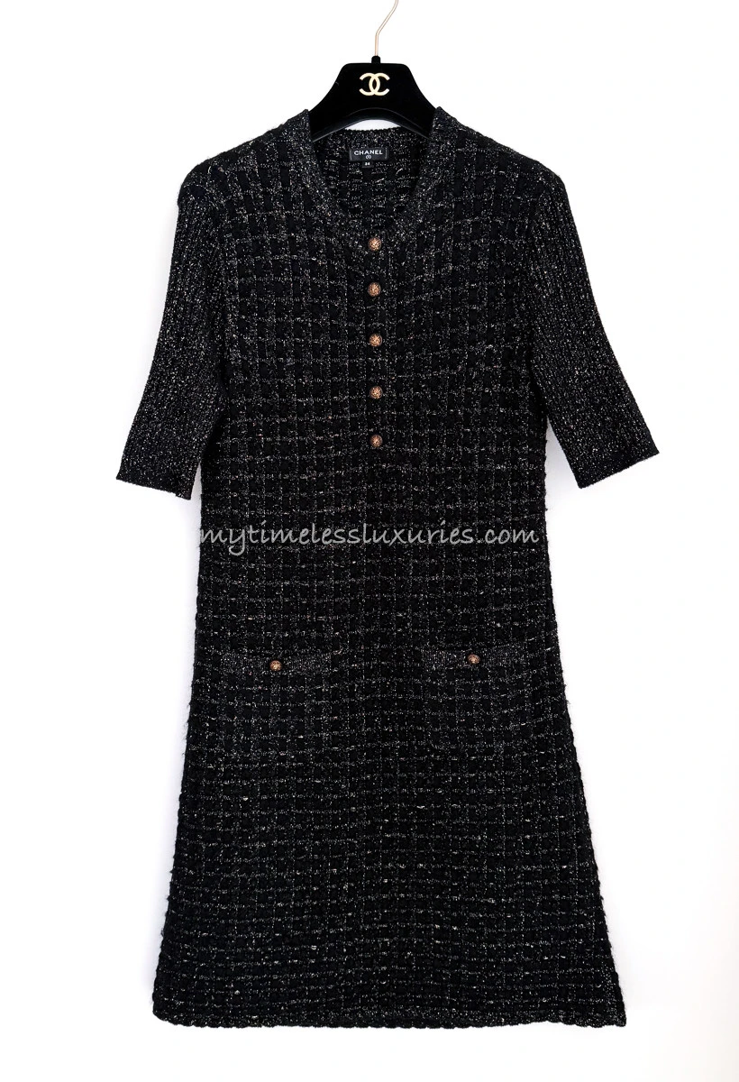 CHANEL 17A Paris-Cosmopolite Knit Dress Lion Buttons 34