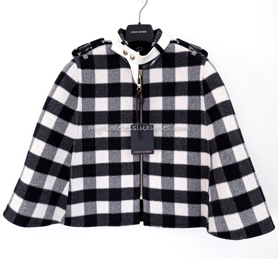 LOUIS VUITTON 2025 Short Cape 36 Marine *New