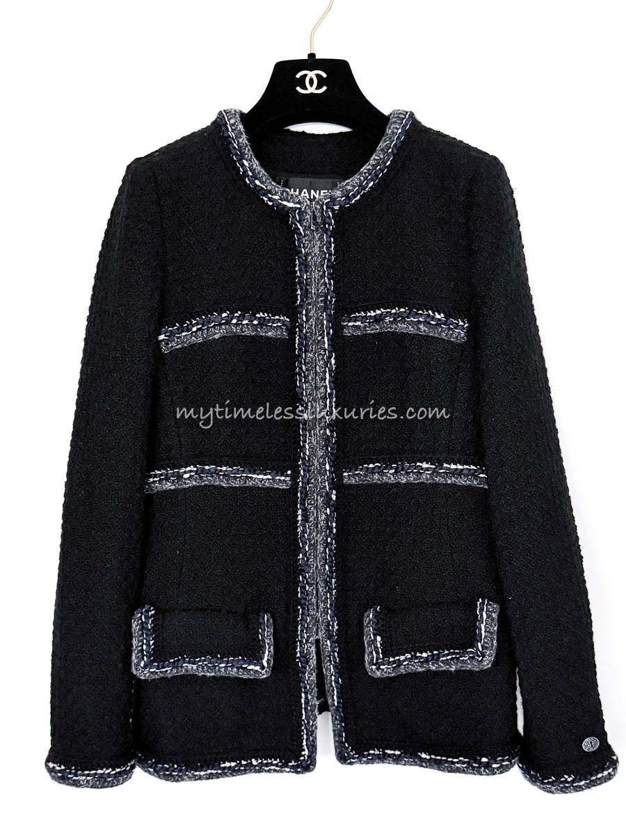 CHANEL 17A Metiers d'Art Black Tweed Jacket 36 - Timeless Luxuries