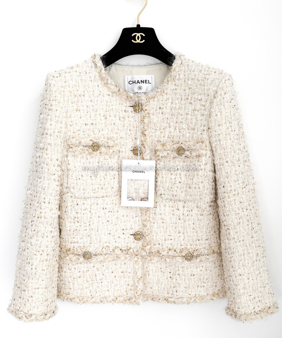 CHANEL 19A Metiers d'Art Ecru/ Gold Tweed Jacket 38 *New