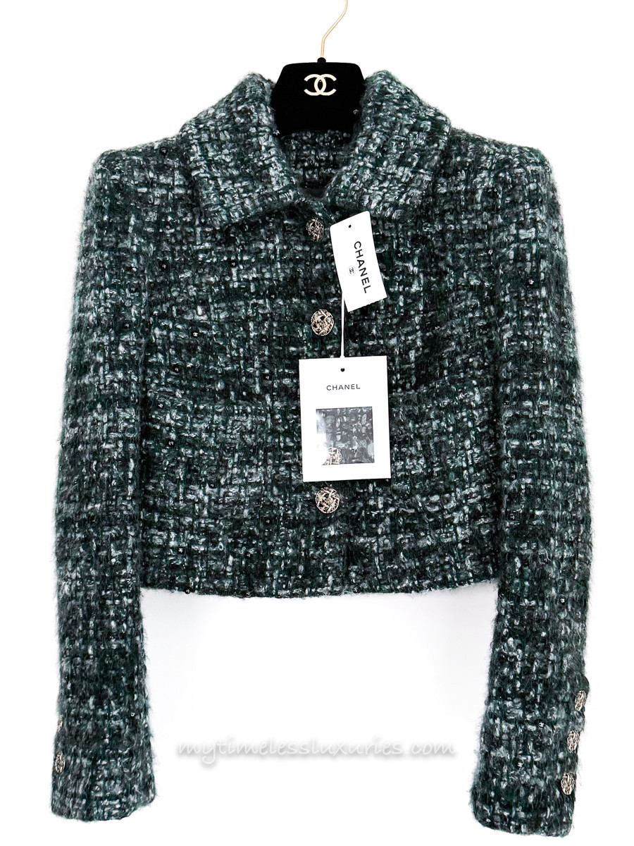 CHANEL 18K Runway Tweed Jacket 34 Green/ Black Ecru *New