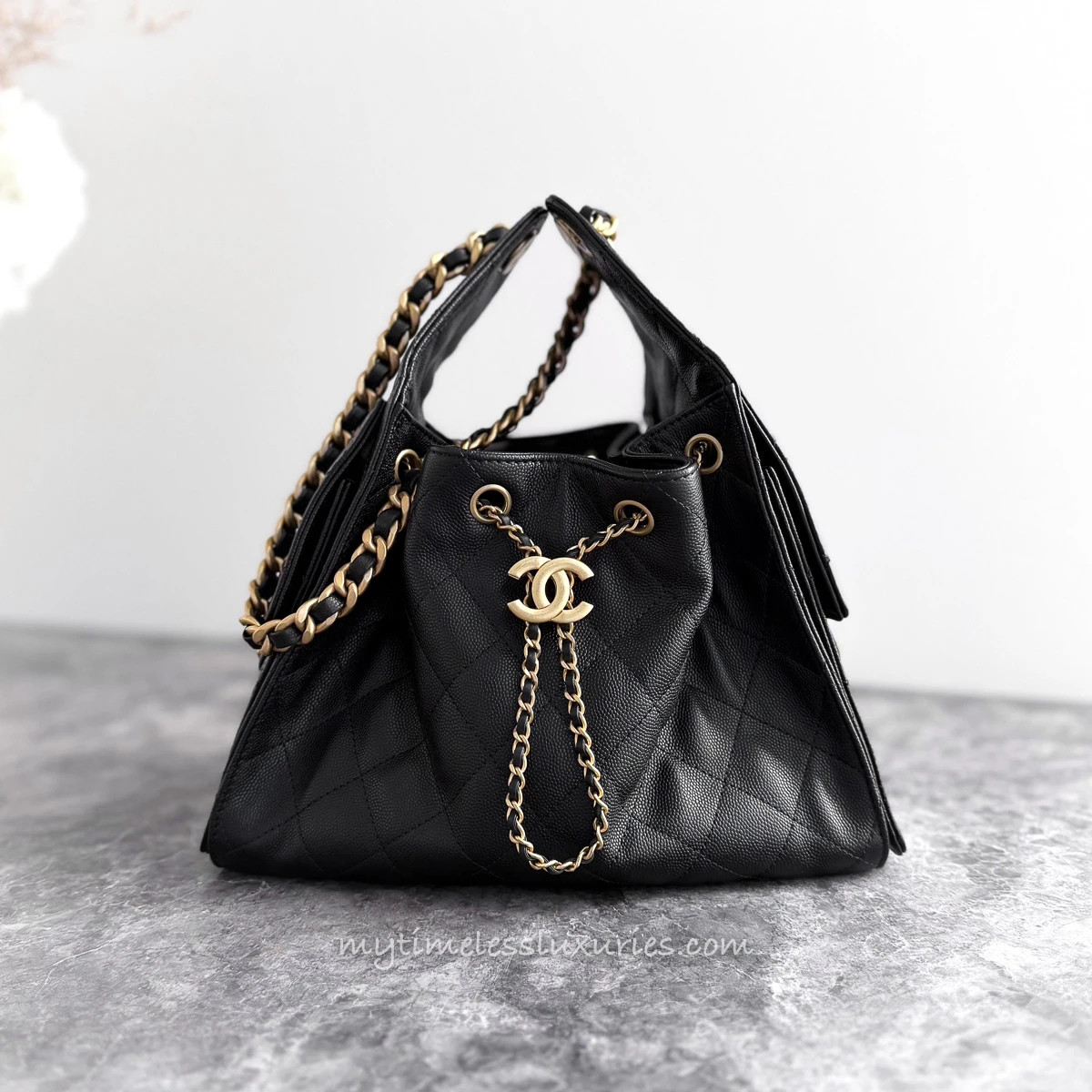 CHANEL Small 25 Bag Black Caviar GHW