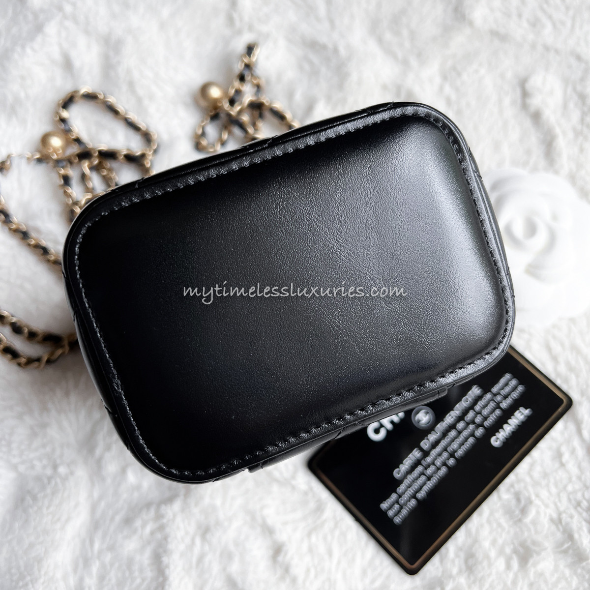 CHANEL 21A Black Calfskin 'Perfect Fit' Mini Vanity Case