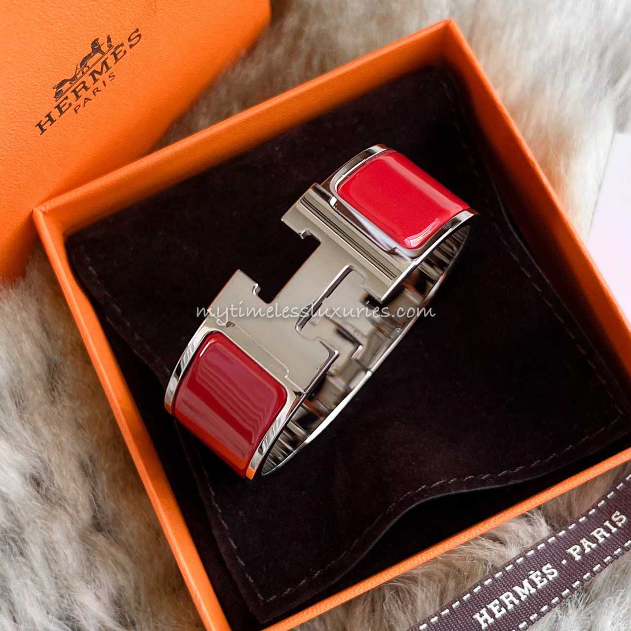 Hermès // White & Gold Clic H Bracelet – VSP Consignment