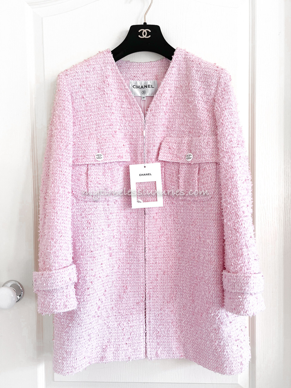 CHANEL 21C Pink Fantasy Tweed Jacket 36 FR New  Timeless Luxuries