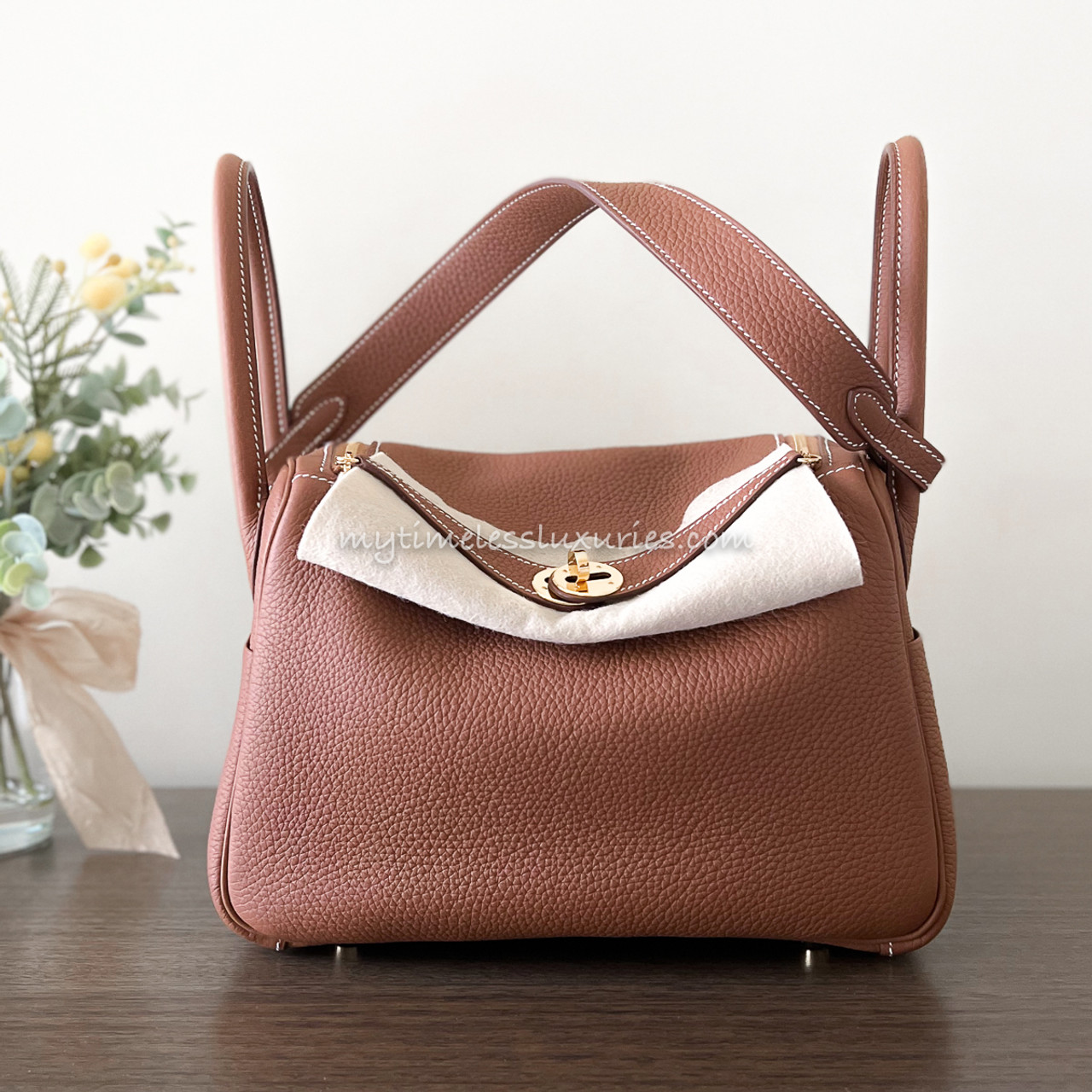 HERMES Lindy 26 Gold Clemence GHW - Timeless Luxuries