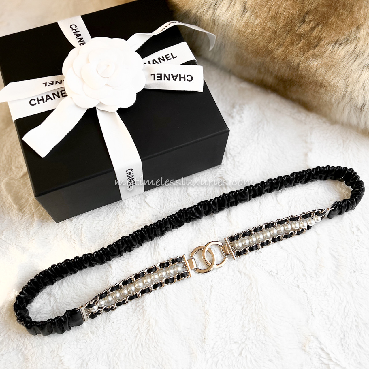 CHANEL 21S Runway Elasticated CC Belt with Pearls 85 - Timeless