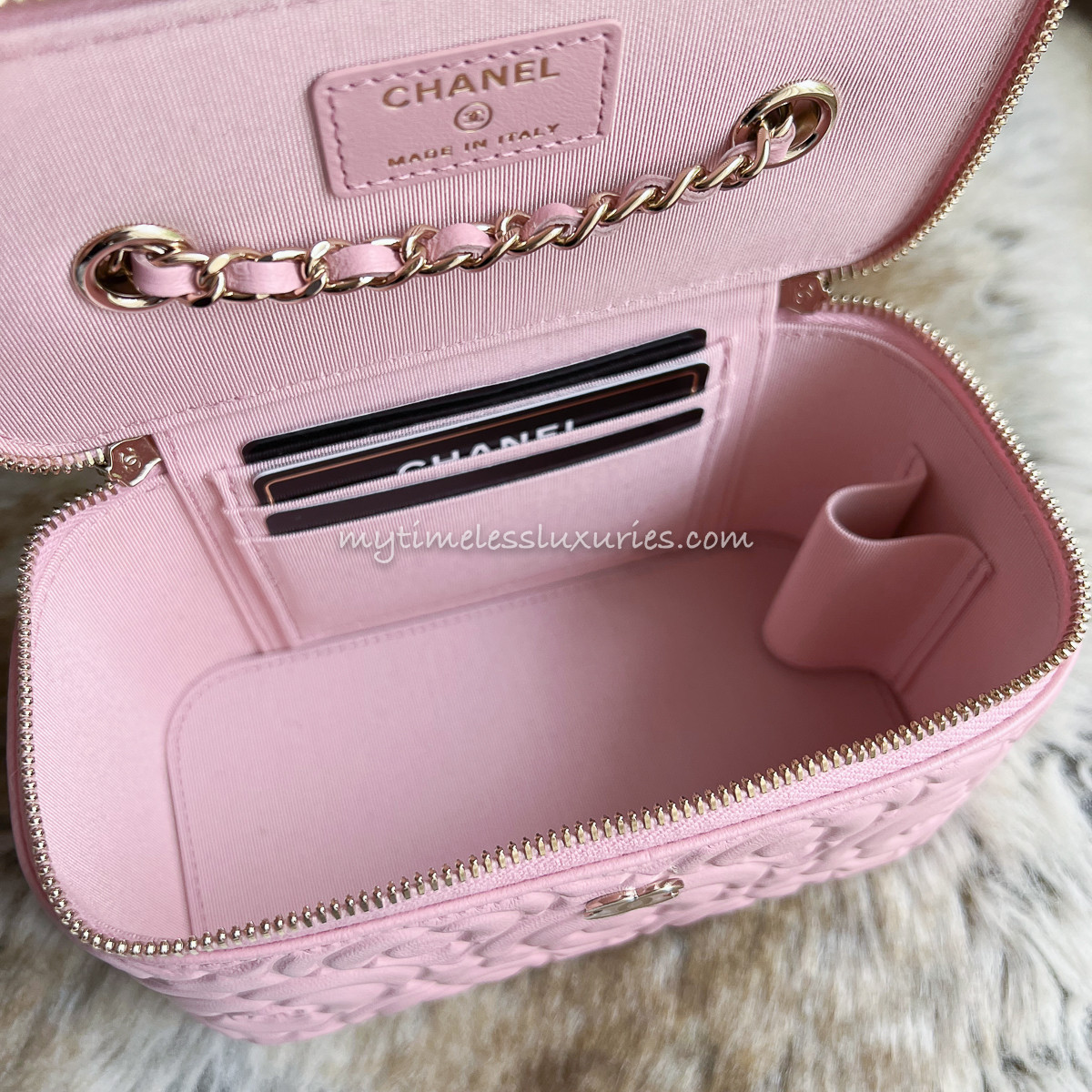 CHANEL 21S Camélia Embossed Vanity Case *New - Timeless Luxuries