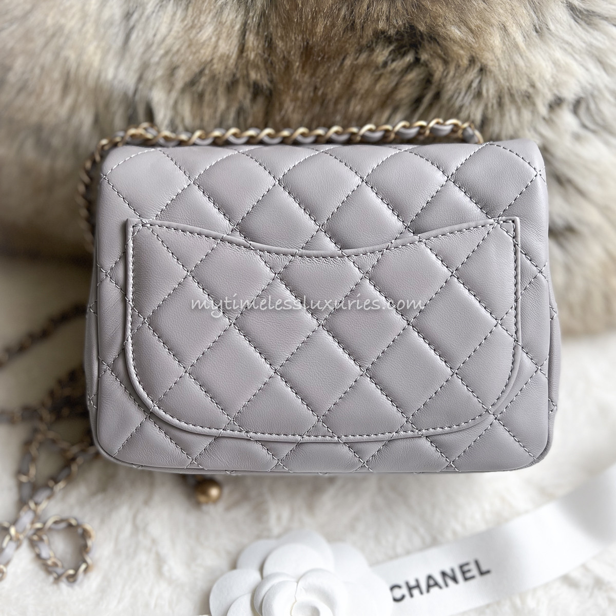 CHANEL 22C Beige Pearl Crush Square Mini GHW *New