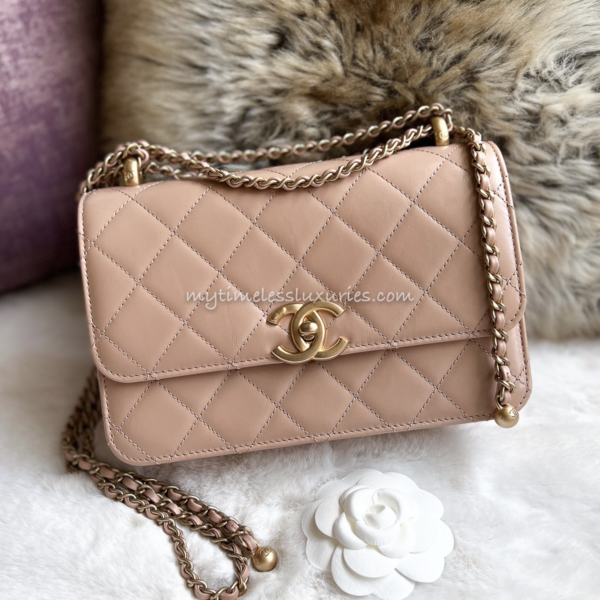 CHANEL 21A Perfect Fit Flap Bag Beige GHW - Timeless Luxuries