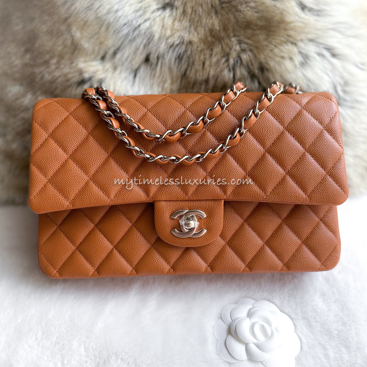 CHANEL 21A Brown Caviar Classic Flap Lt Gold Hw *New - Timeless