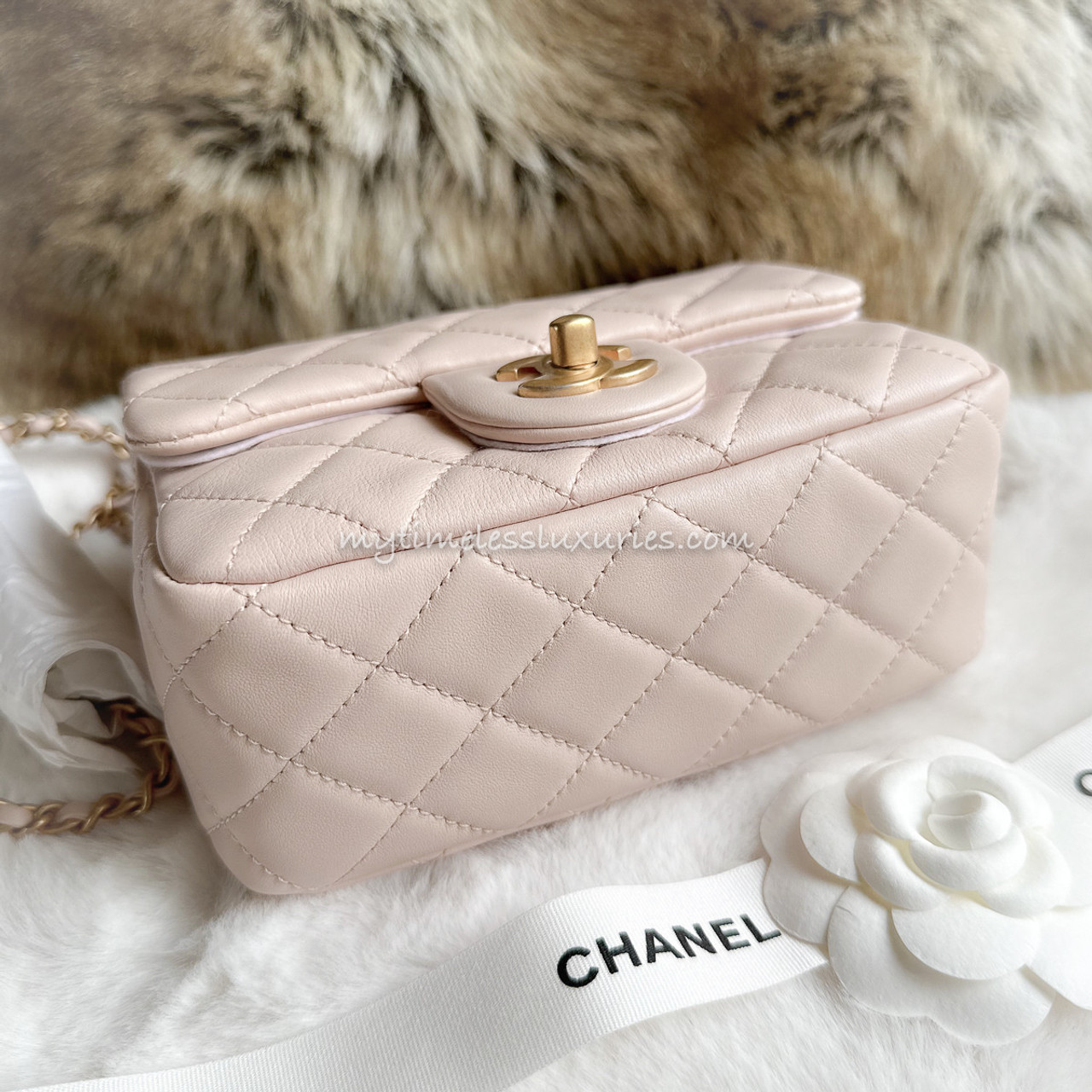 CHANEL 22C Beige Pearl Crush Square Mini GHW New